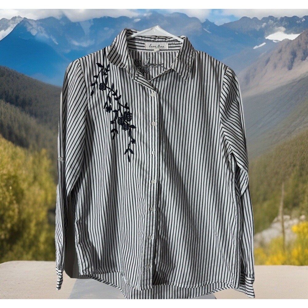 Chic Love Tree Shirt Womens S Button‎ Down Embroidered Flowers Boho Fairy